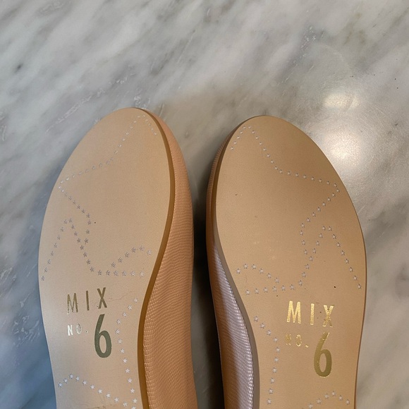 NEW Mix No. 6 “Dallilah” Flats - women’s size 6 - Picture 3 of 4